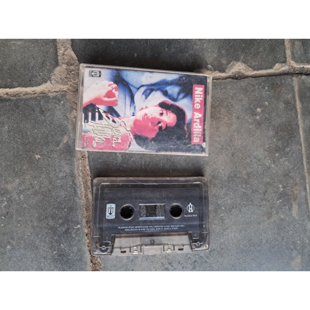 Kaset Pita Nike Ardilla suara hatiku nyala