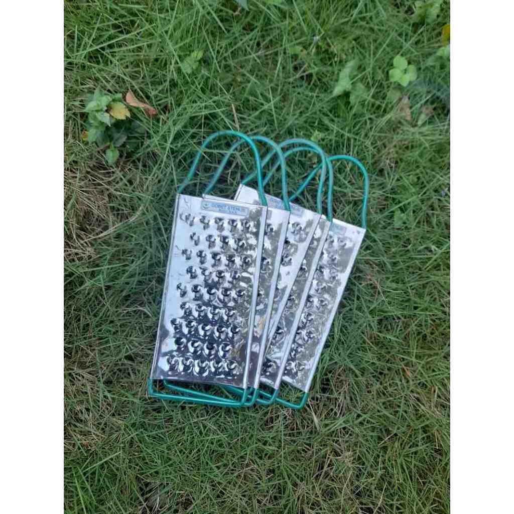 Parutan Singkong Lubang Besar Kawat Stainless Steel Anti Karat Alat Dapur Serbaguna Parut Ubi Kelapa