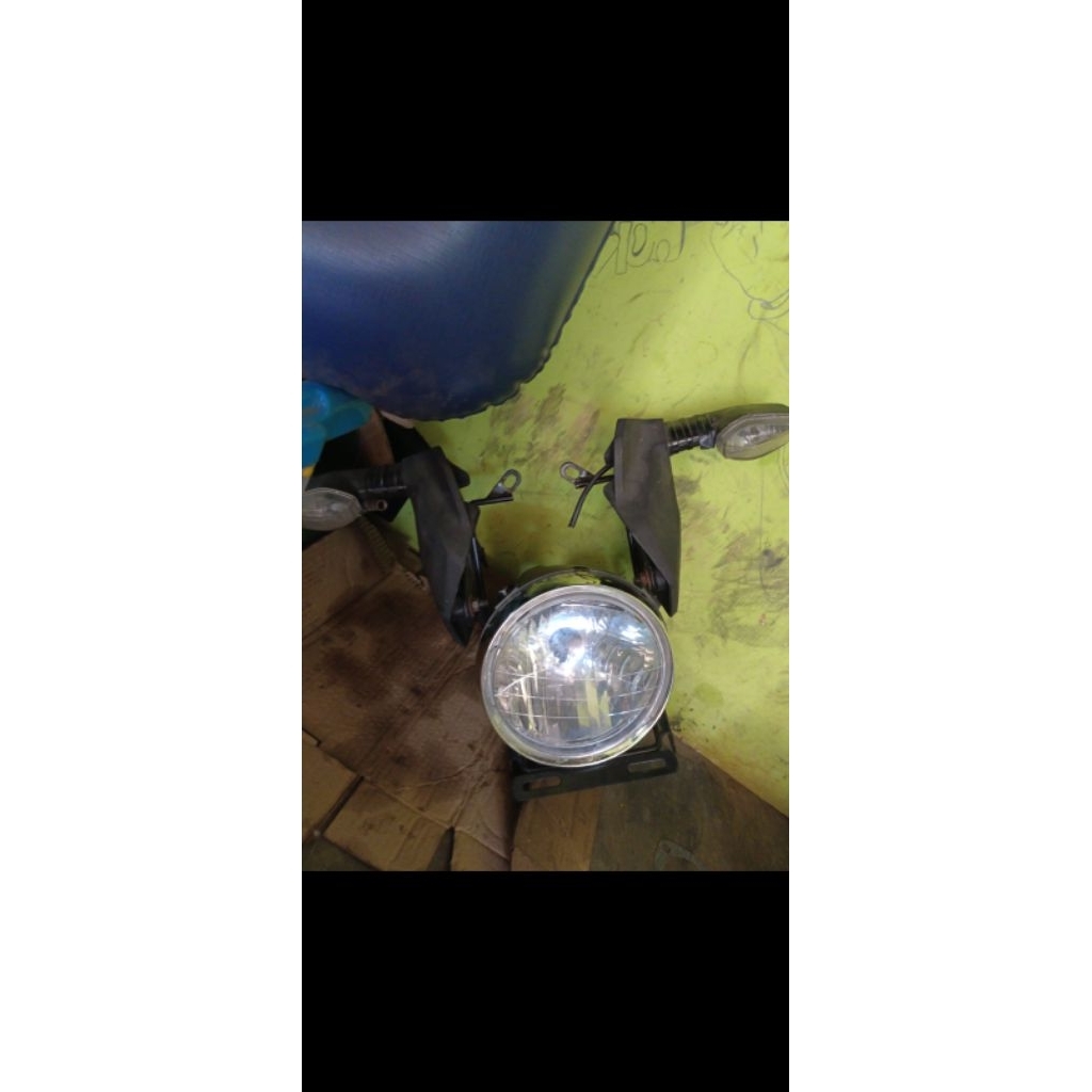 Lampu depan set cb verza + breket + sein