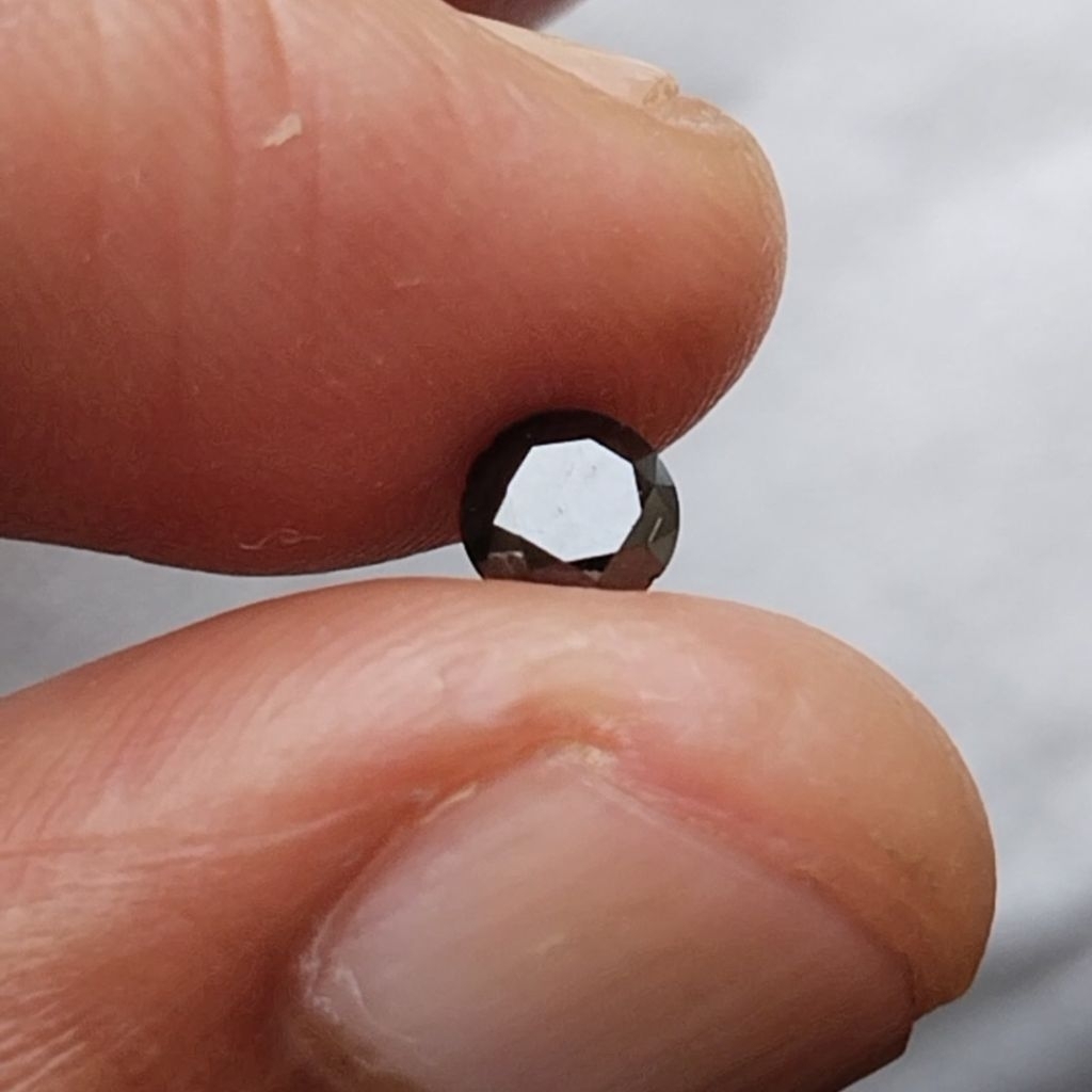 natural Black Diamond - berlian hitam asli Eropa 0,60 carat kualitas bagus