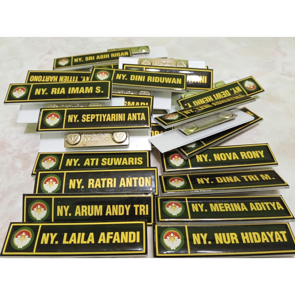 

* NAME TAG MAGNET CUSTOM *