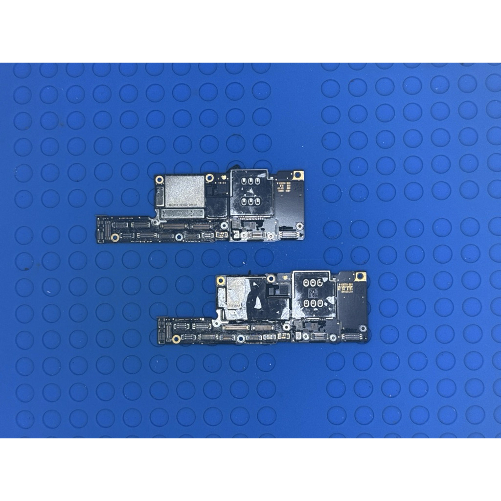 Mesin iphone XS Max Lock icloud