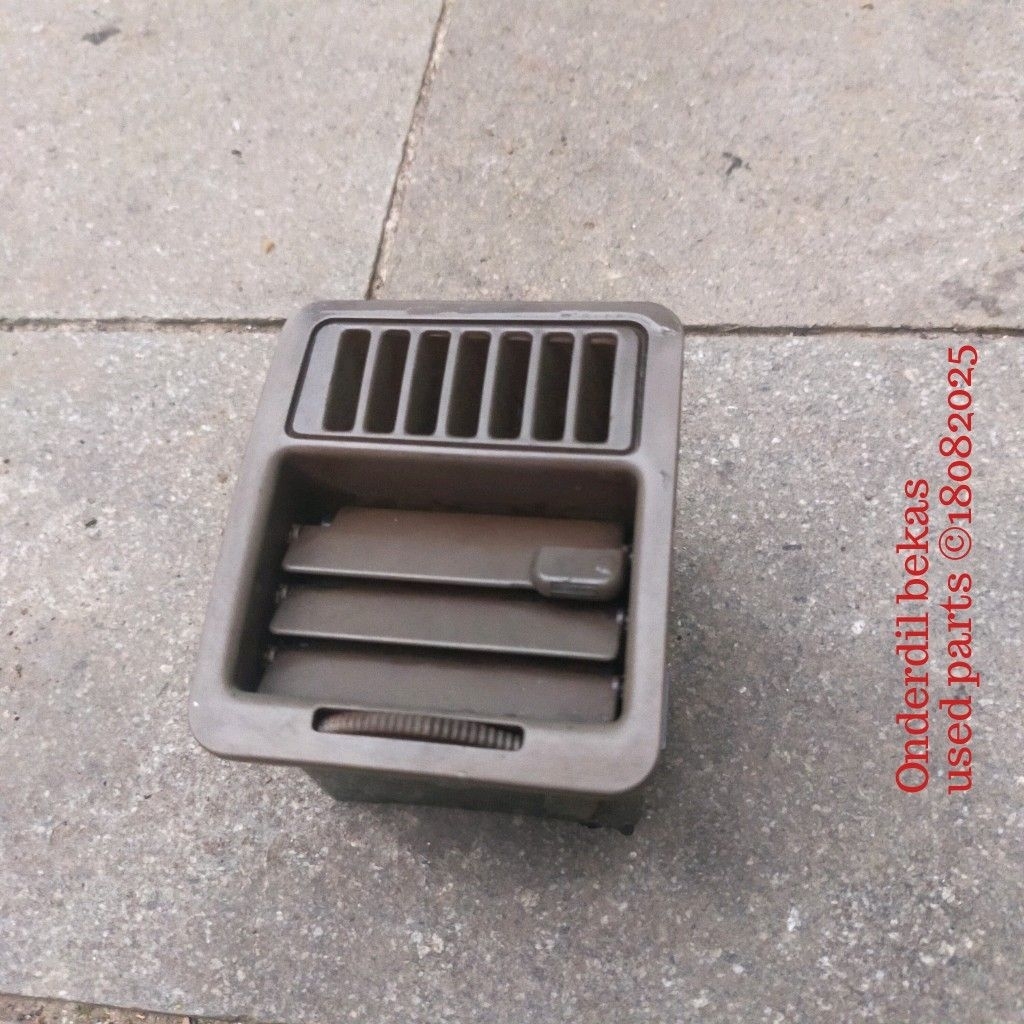 kisi AC kiri Suzuki Forsa 1986