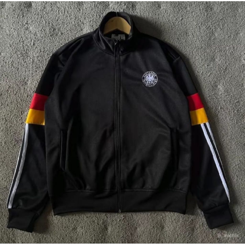 jaket tracktop  ADIDAS german casul pria wanita full tag label