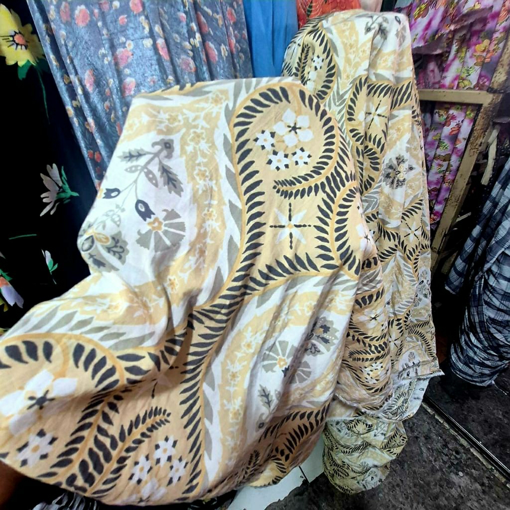 KAIN KATUN PARIS MOTIF BUNGA BESAR SISA GARMENT  - KAIN KATUN MOTIF KEMBANG BESAR - KAIN MOTIF BUNGA