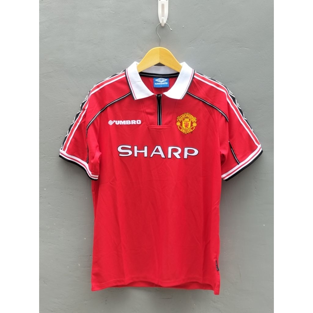 JERSEY MANCHESTER UNITED MU HOME MERAH RETRO TREBLE WINNER 1999 GRADE ORI THAILAND