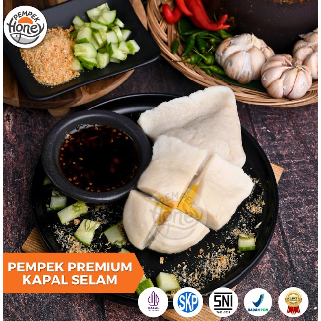 

PEMPEK HONEY Premium Kapal Selam Isi 4 Pcs (Varian Besar), Ikan Tenggiri Premium Tanpa Penguat Rasa,Halal MUI, SKP, SNI, BPOM, & HACCP
