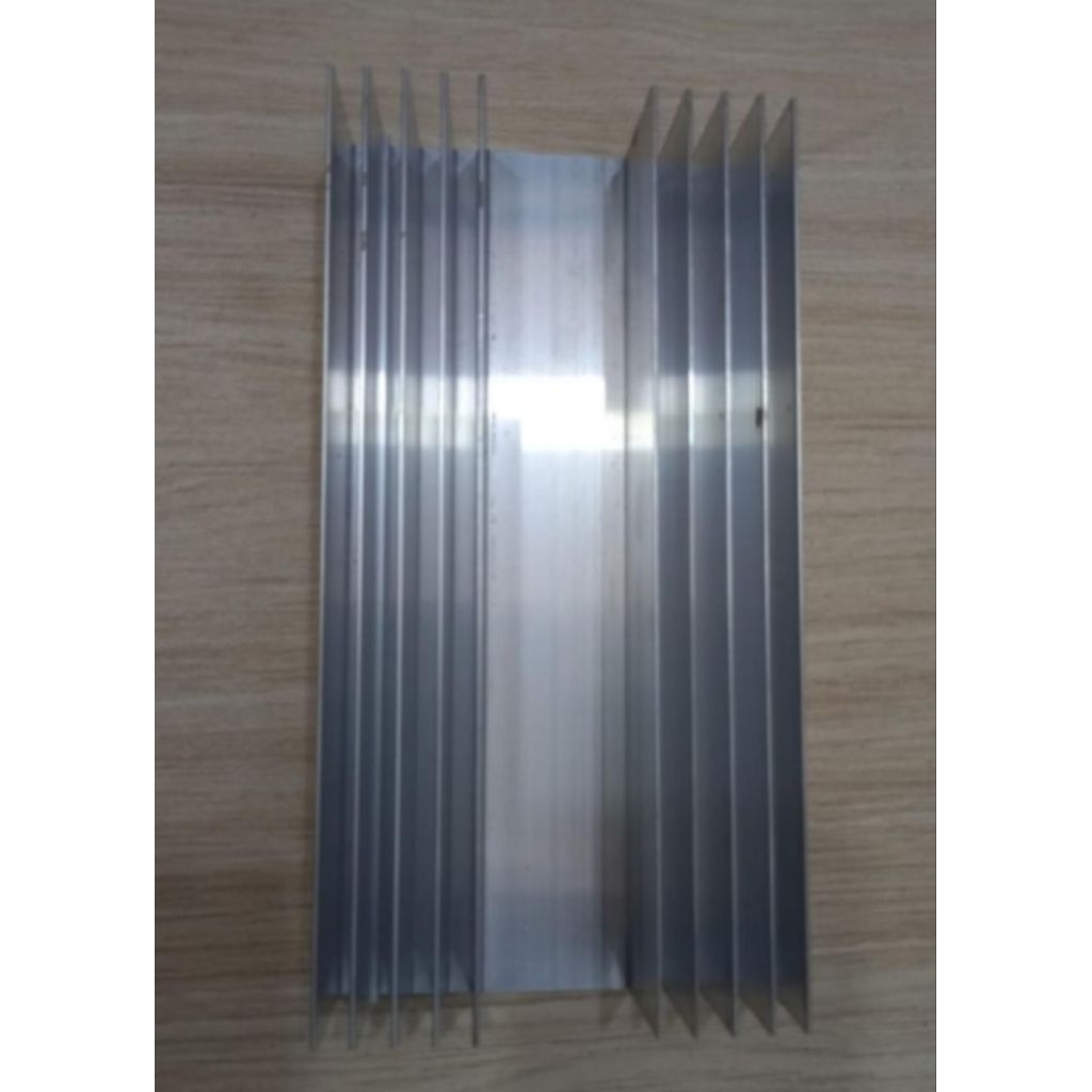 hatsink pendingin power 20 cm 30 cm tebal 2 mm 10 sirip
