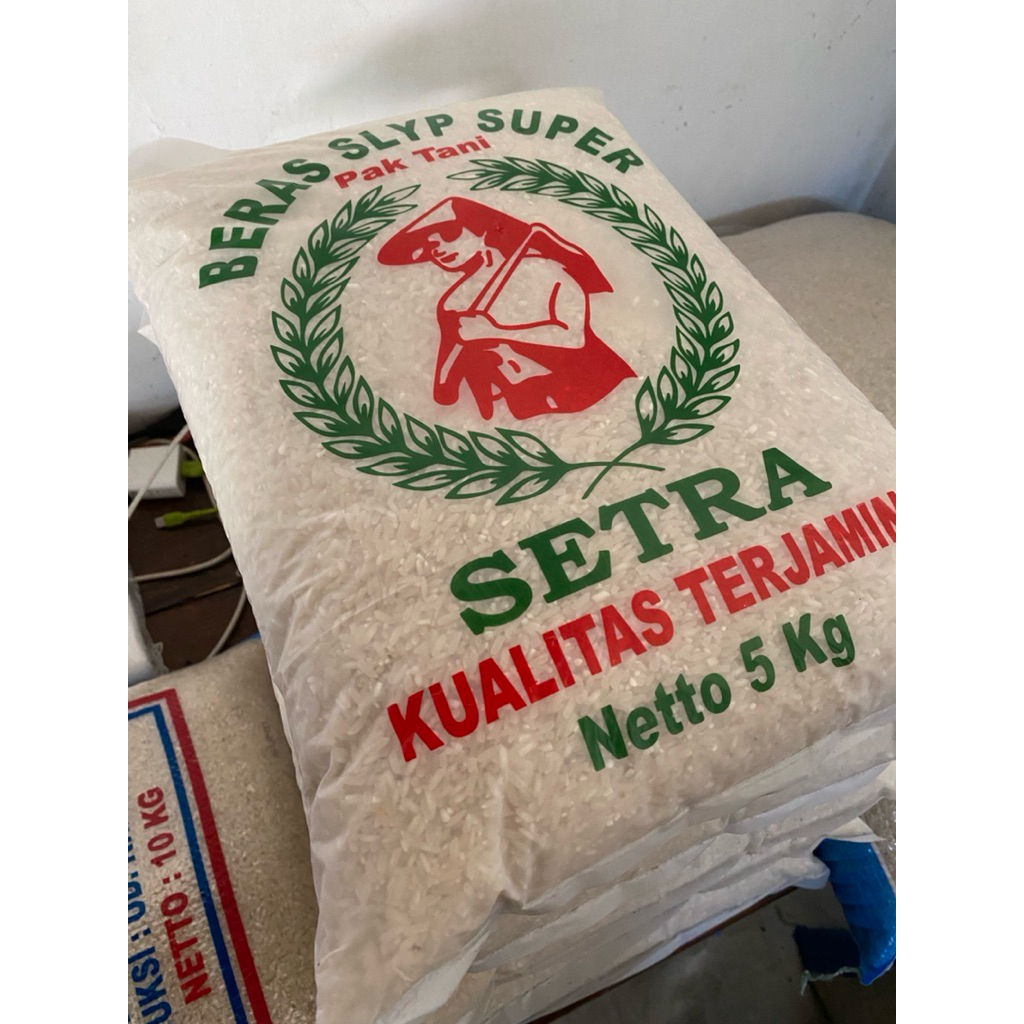 

Beras 5KG Lokal Petani Indonesia Selip Penggilingan Padi Asli Tanpa Pemutih Tanpa Pengawet