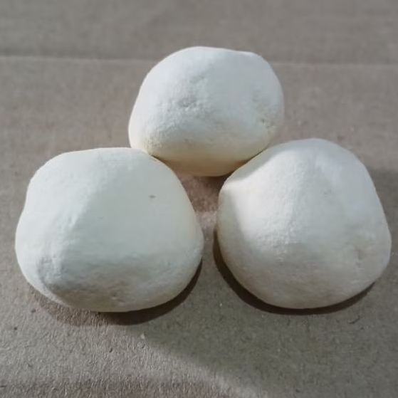 

Ragi Tape/ Tapai Singkong Ketan bulat