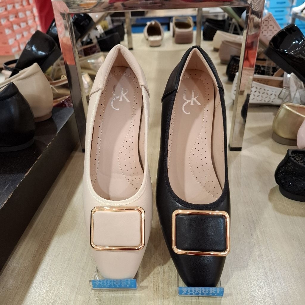 Sepatu Wanita Yongki Komaladi ORI