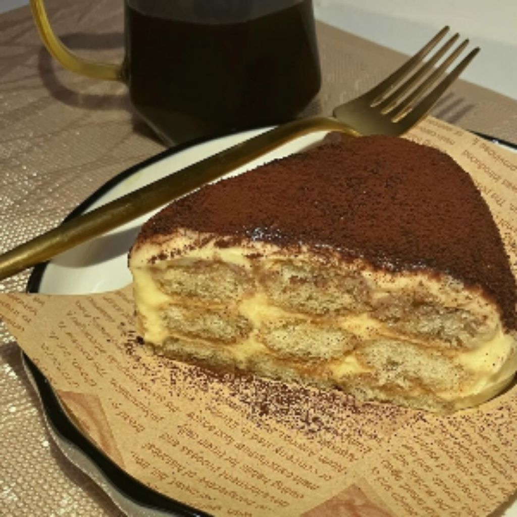 

Tiramisu Cake