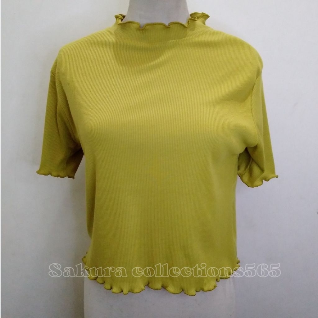 Atasan Wanita Rajut Korea Style Lengan Pendek kekinian