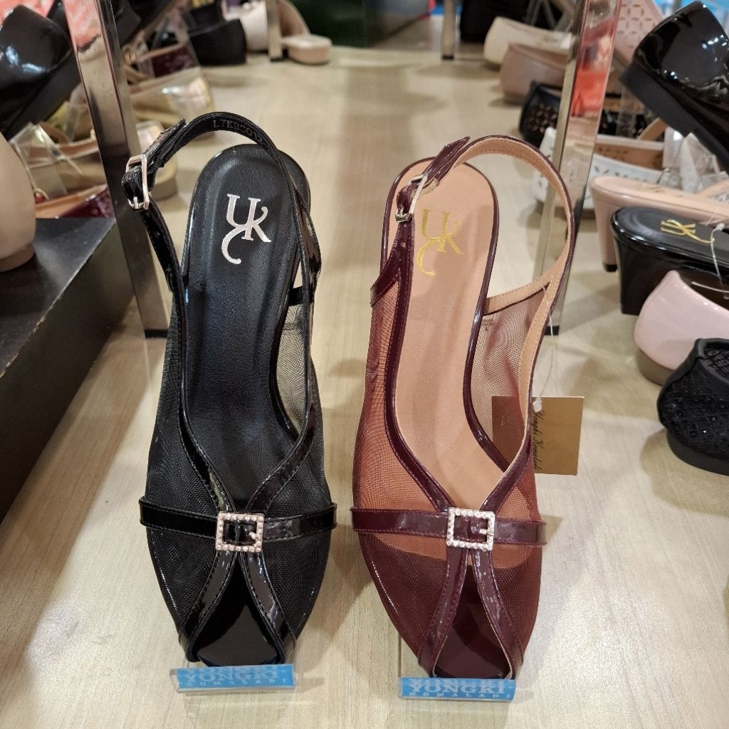 Sandal Heels Wanita Yongki Komaladi ORI