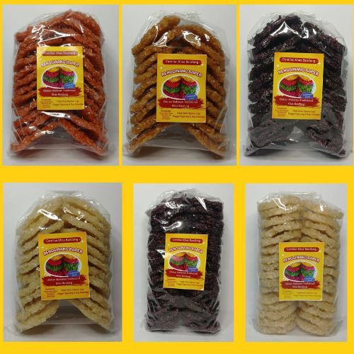 

Rengginang Mentah Terasi,Rengginang Rasa Bawang,Reangginang Manis,Reangginang Balado pedas Dengan 2 ukuran yang kecil dan besar