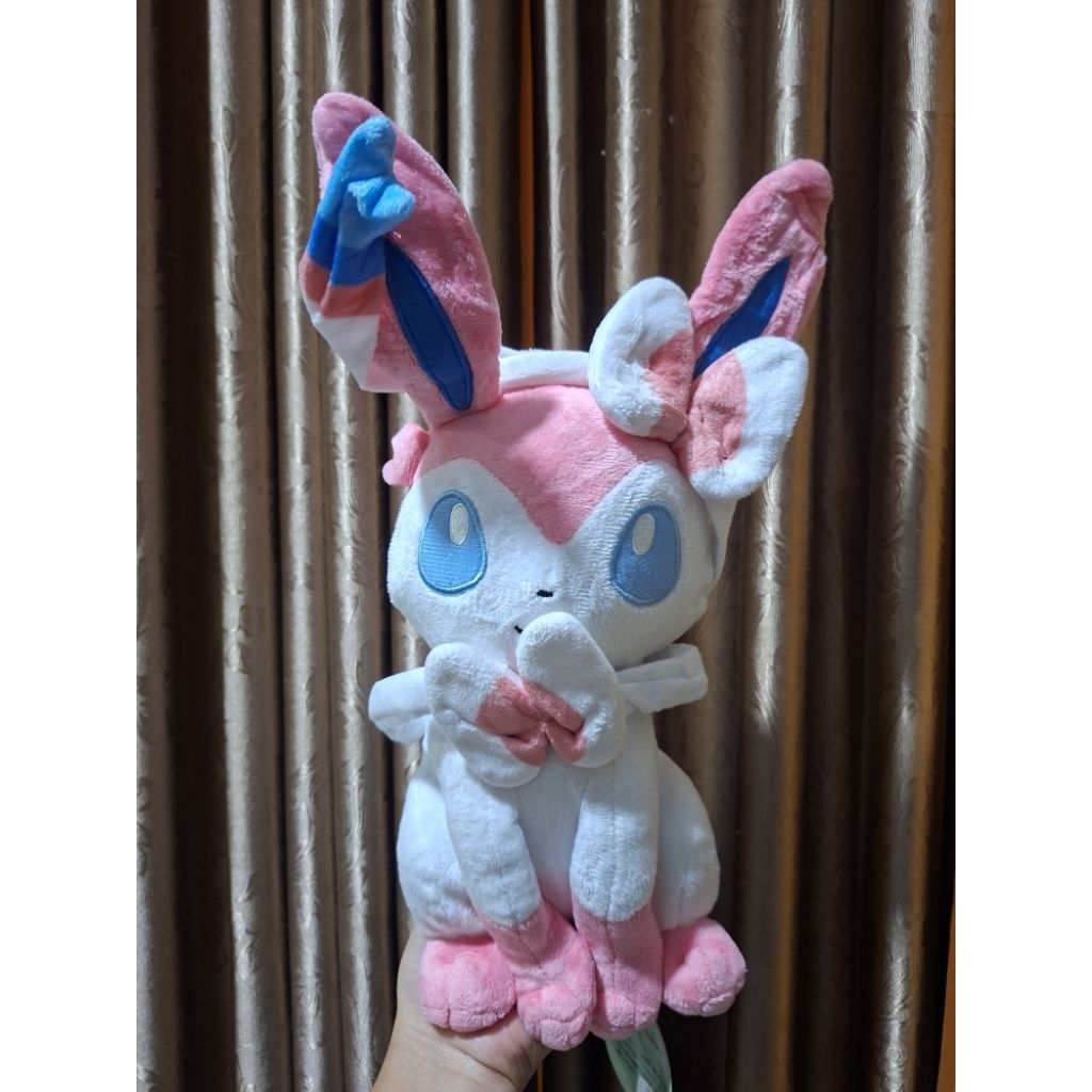 Boneka Sylveon Original Pokemon Nintendo