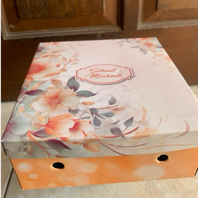 KARDUS NASI KOTAK 18x18x8 | DUS NASI/KUE MOTIF |