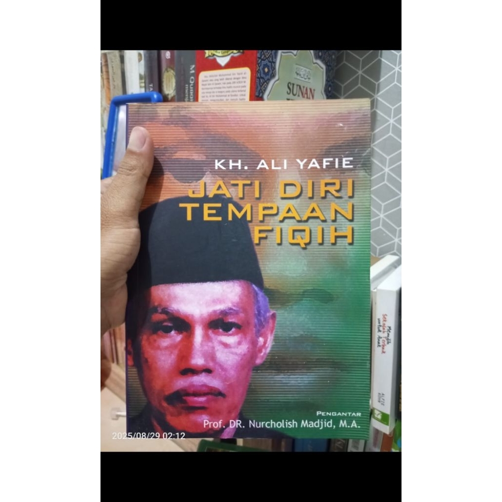 KH. Ali Yafie: Jati diri tempaan fiqih