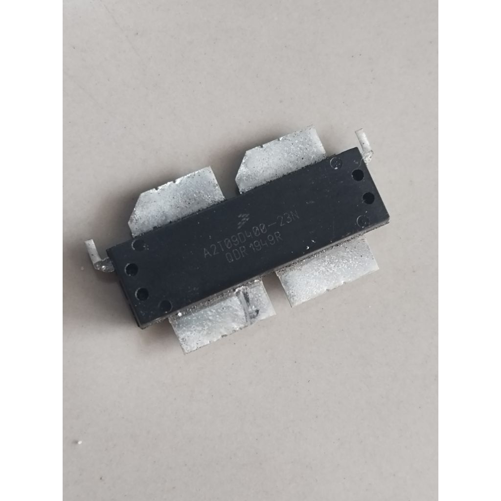 Mosfet A2T09D400 A2t400