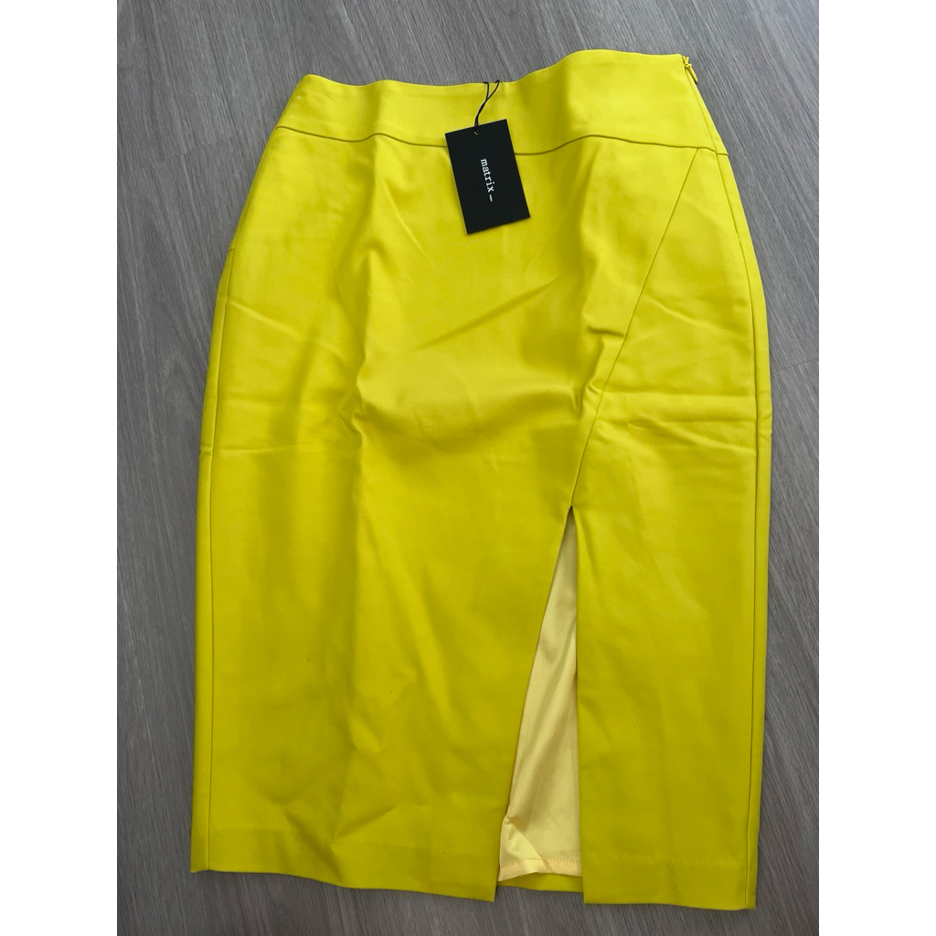 rok midi model kantor warna kuning