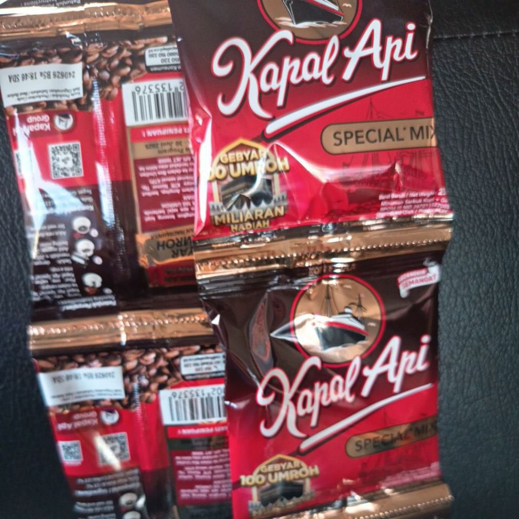 

kopi pakal api mix 1duz 12 renteng