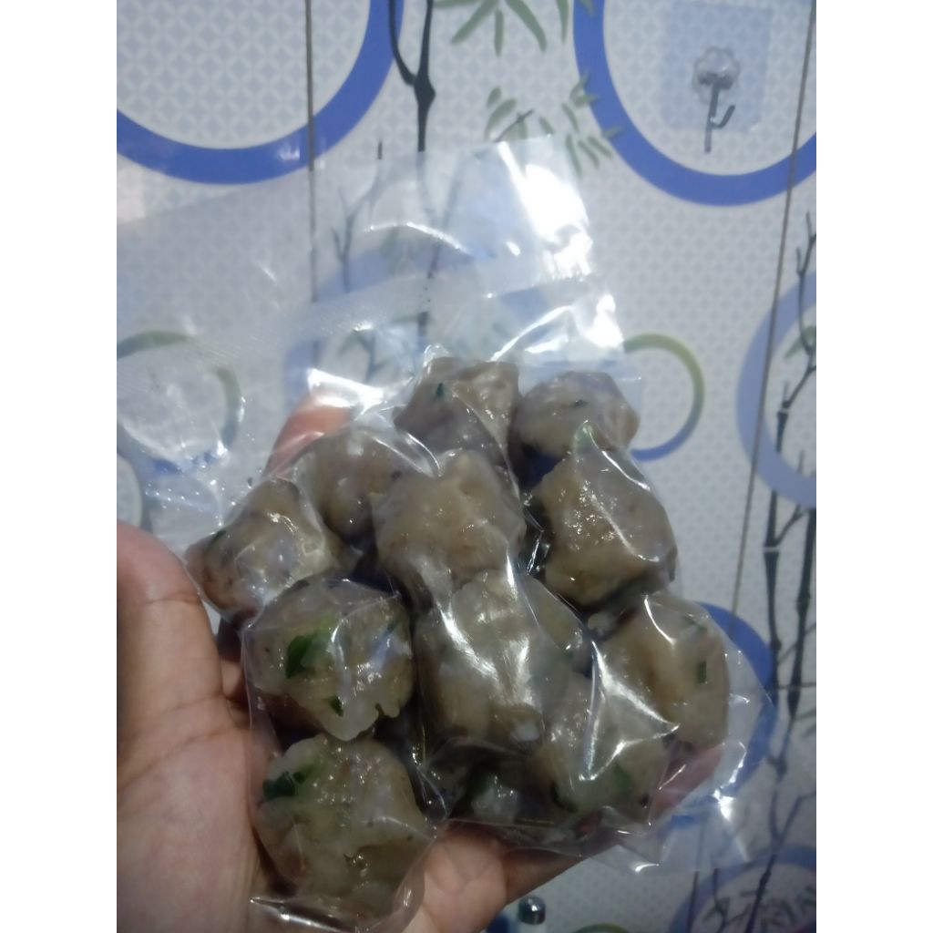 

cirawang asli tulang rangu sapi+ bawang isi 15 pcs