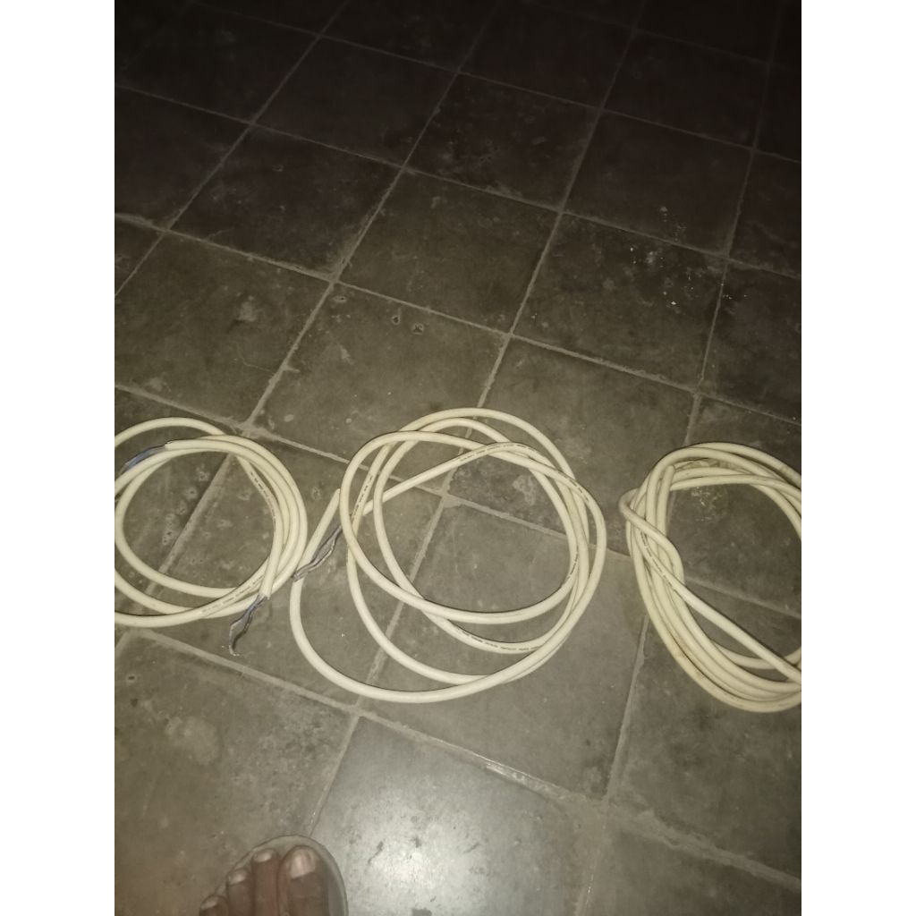 kabel listrik kawat eterna
