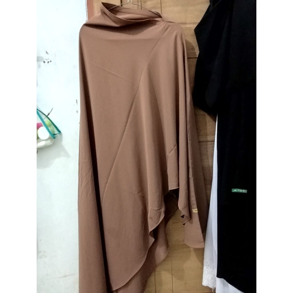PRELOVED Khimar Zanuba