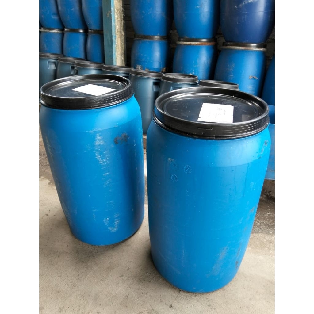 tong plastik 250liter (tanpa klem) hanya tutup dan drum.bersih siap pakai.untuk tampungan air