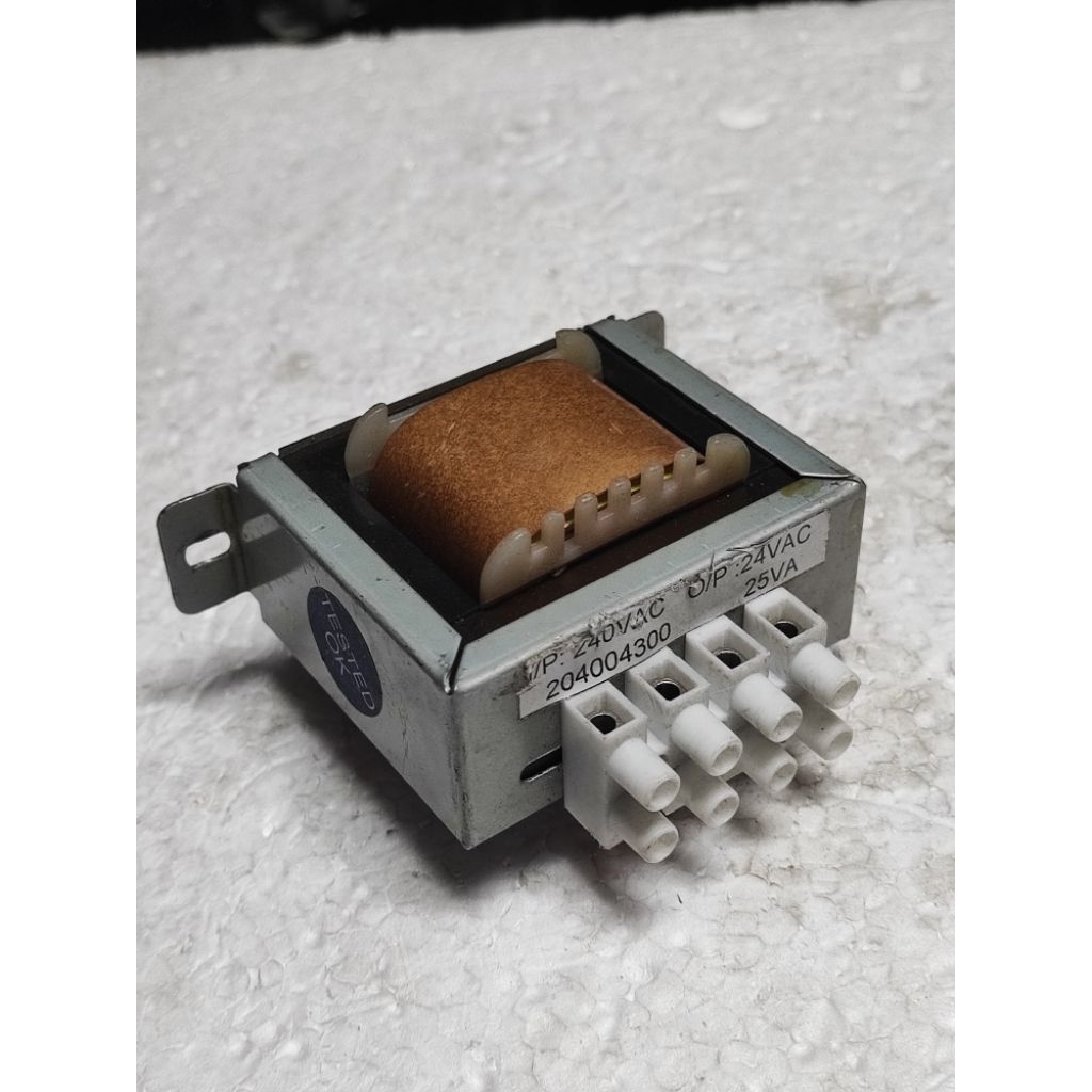 Trafo 24V 1A  25watt  Ukuran 7x4,5cm Tinggi kern 5,5cm  gres baru