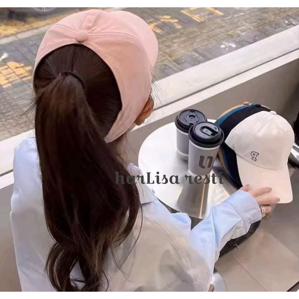 Wanita Ala Korea Topi Olahraga Wanita Korean Style dengan Lubang Kuncir Kuda Korea / Topi Olahraga W