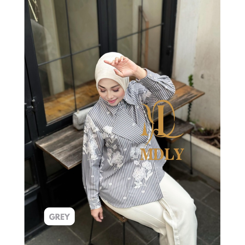 Size L Lady SHIRT BY mdly