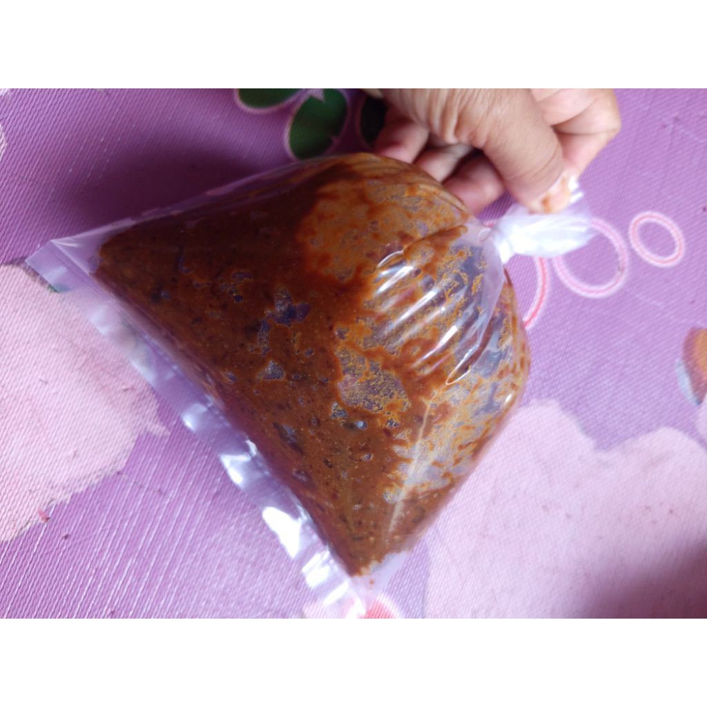 

TAUCO KHAS TEGAL 500GRAM CAP KEMBANG ISTIMEWA BUMBU SOTO TAUCO ASIN MENTAH