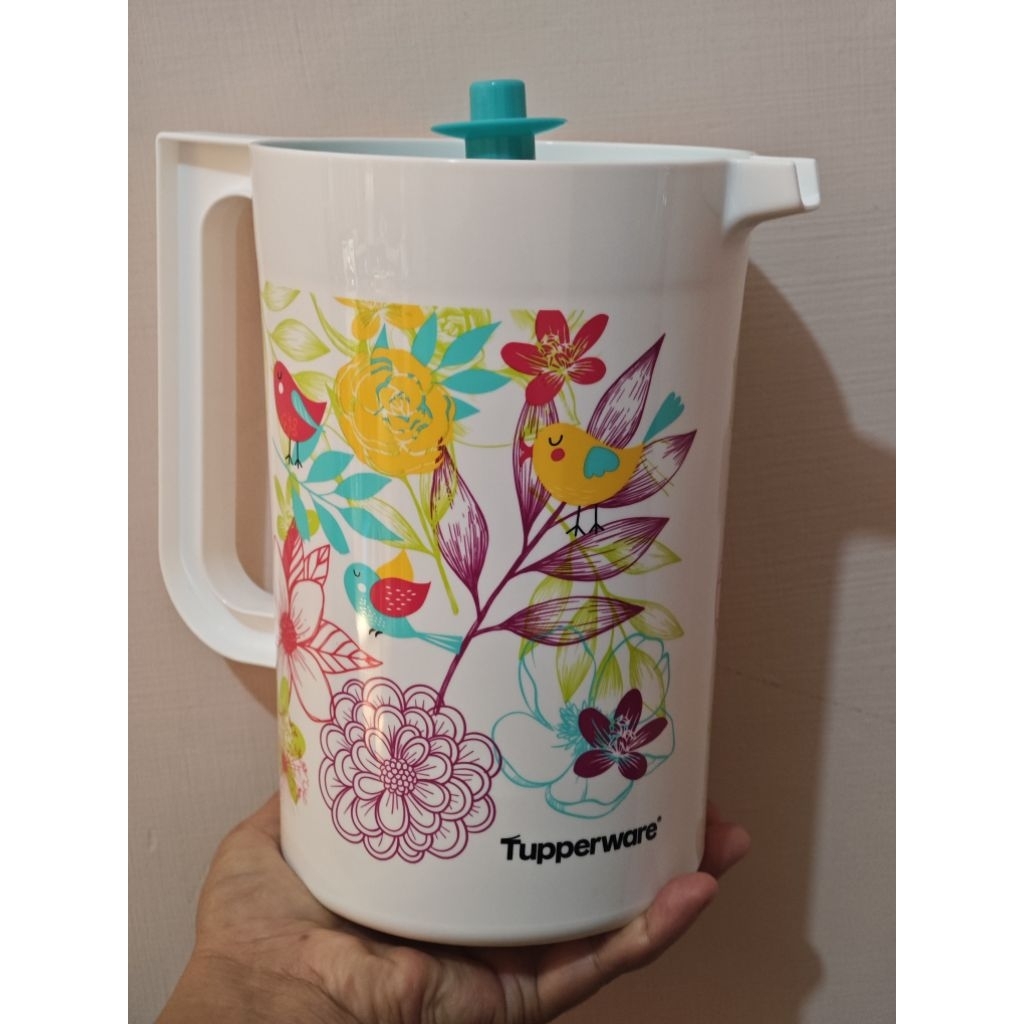 Pitcher Tupperware 2Liter