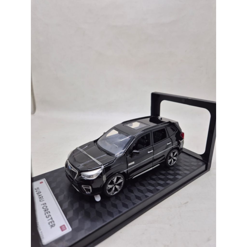 Diecast Model Mobil Subaru Forester 1:30