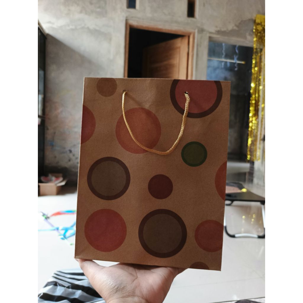 

[Satuan] Tas Kertas Coklat / Goodiebag Kertas Paperbag Coklat Paper Bag Polos Totebag Tali Kertas Sedang Jumbo Besar