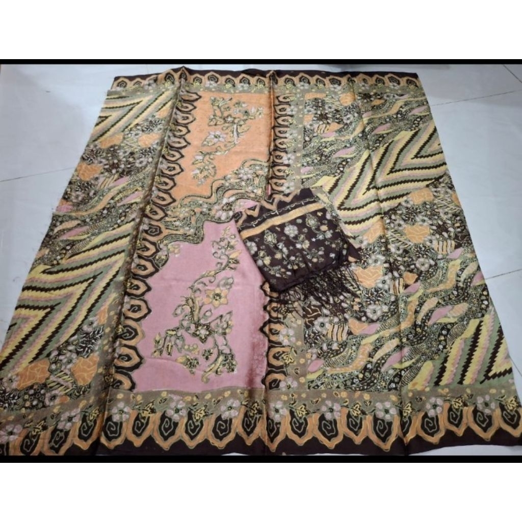 kain batik sarung selendang bahan sutra asli khas trusmi cirebon batik elliza