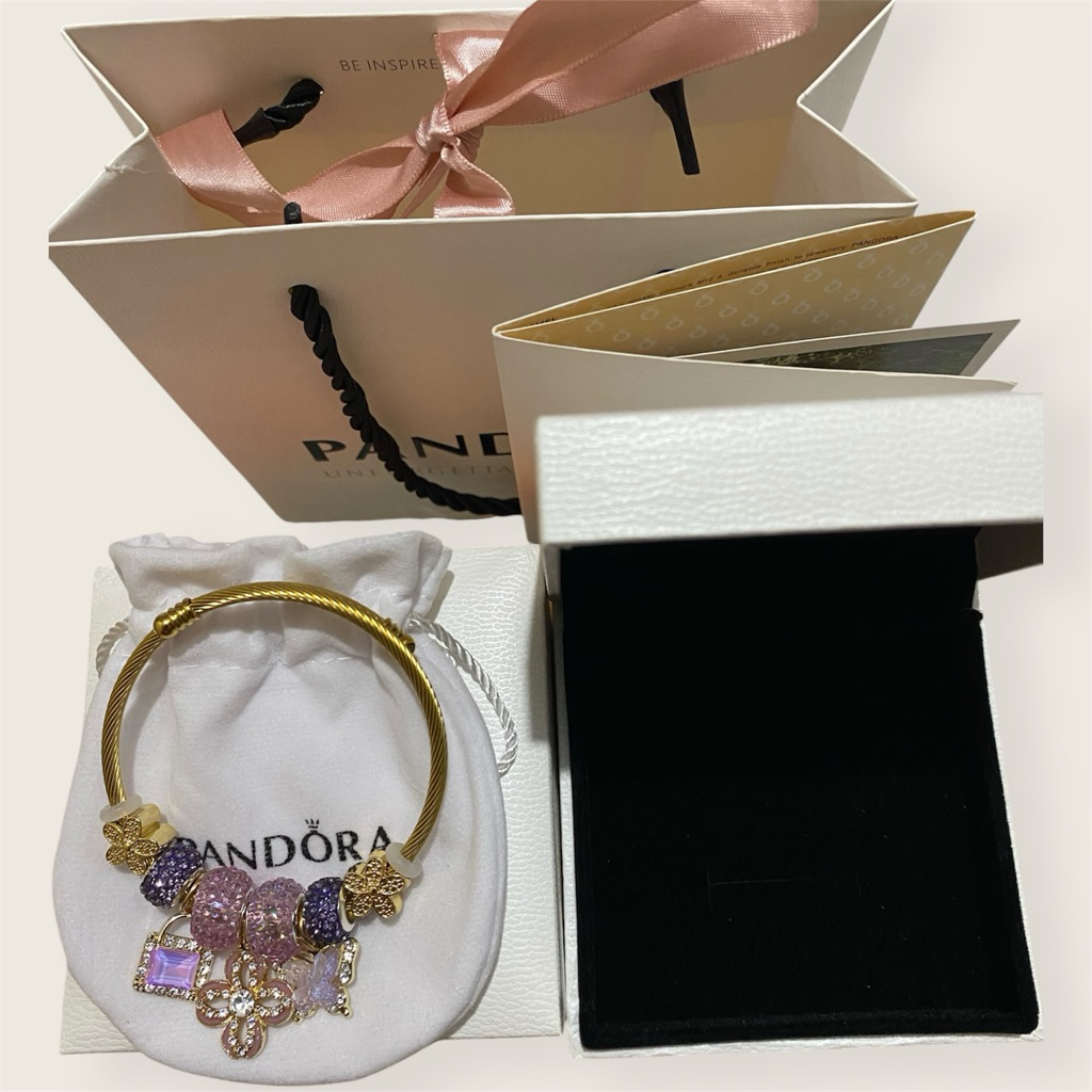 Gelang Charm Pandora Gold