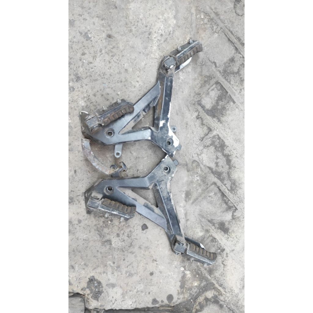 postep depan minerva X ROAD