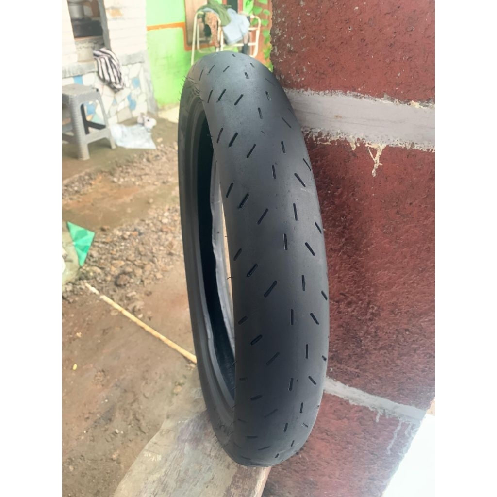ban softcompond merk IRC fasti2 ukuran 90/80 ring 17