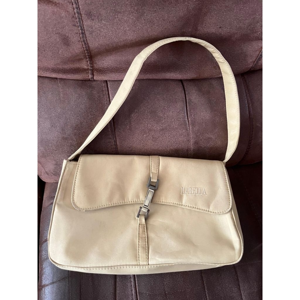 Tas Ketek wanita Preloved Second Branded MARELLA, Size  28 × 16