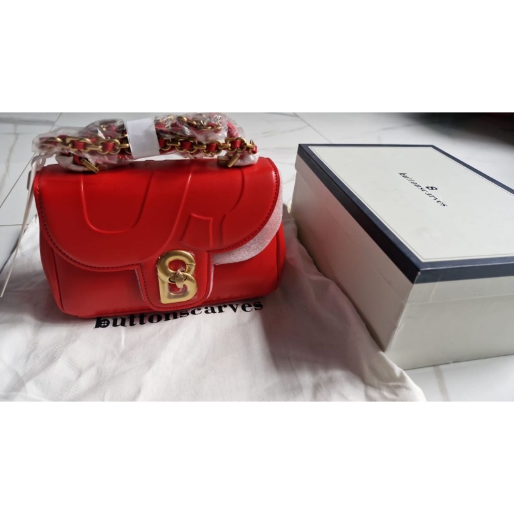 BS Alma Flap Bag Smooth Finish Small - Scarlet