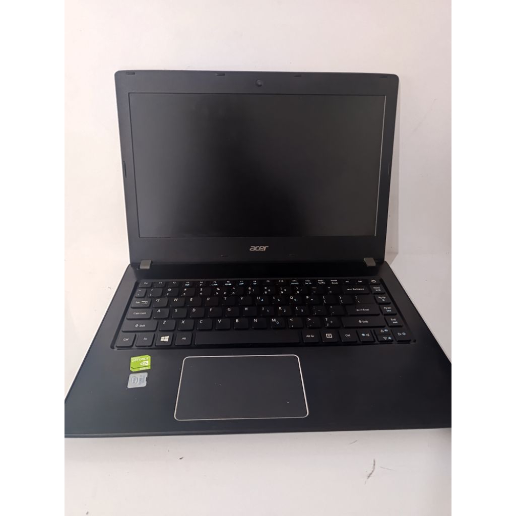 Laptop Acer E14 E5-475G Intel Core I7 gen 7 RAM 4GB SSD 120GB