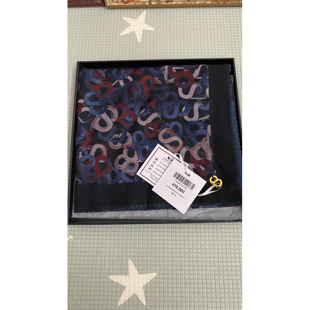 New Buttonscarves samla warna berry defect box