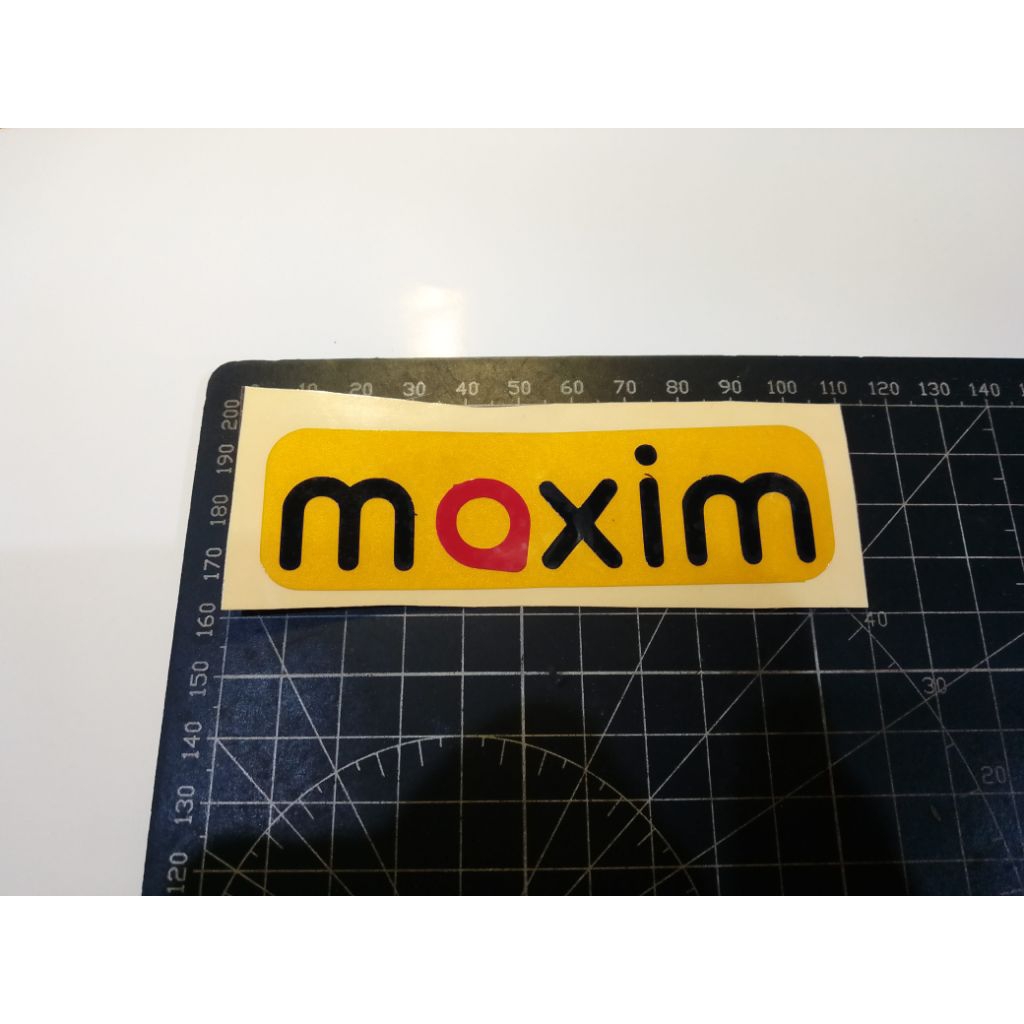 

stiker cutting maxim