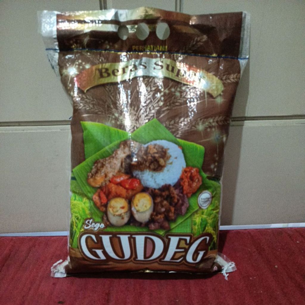 

Beras Gudeg Super 5kg