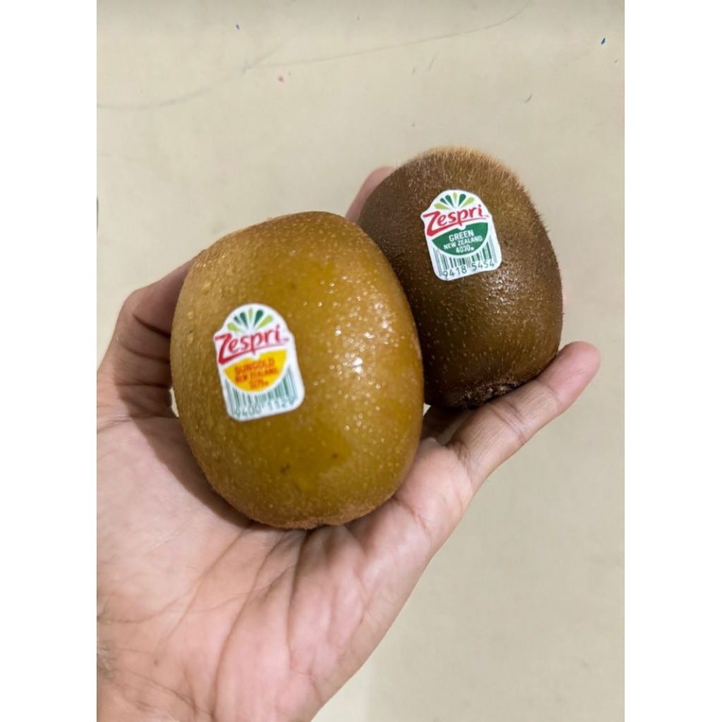 

kiwi fresh dan segar netto per pack isi 2