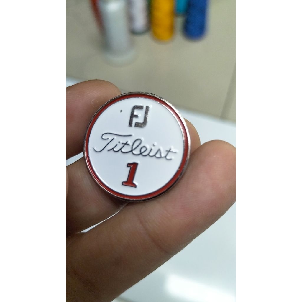 

Custom Pin Gantungan ID Card, Pin magnet aksesoris seragam