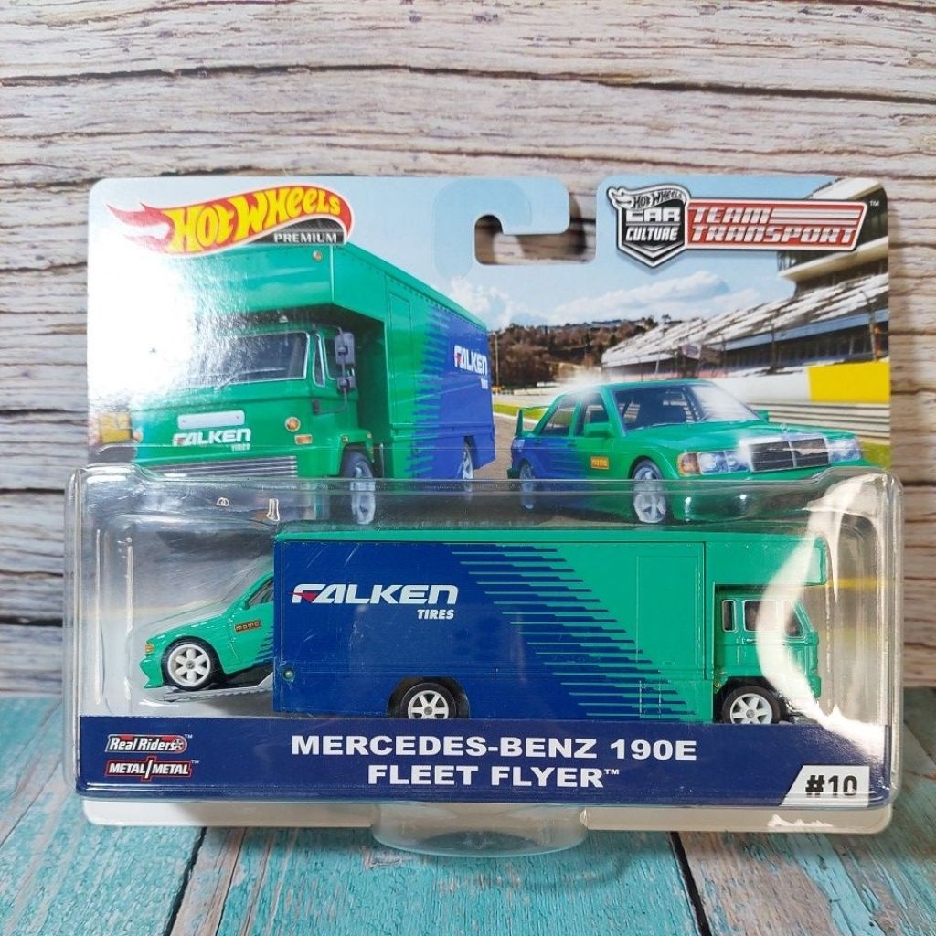 Hot Wheels Mercedes Benz 190E Fleet Flyer