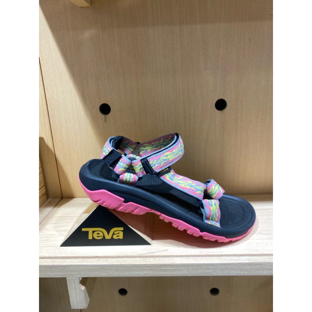 Sandal Outdoor wanita Teva Hurricane Xlt2